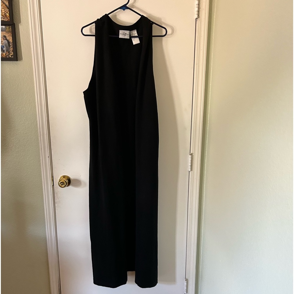Studio Ease Black Sleeveless Cardigan